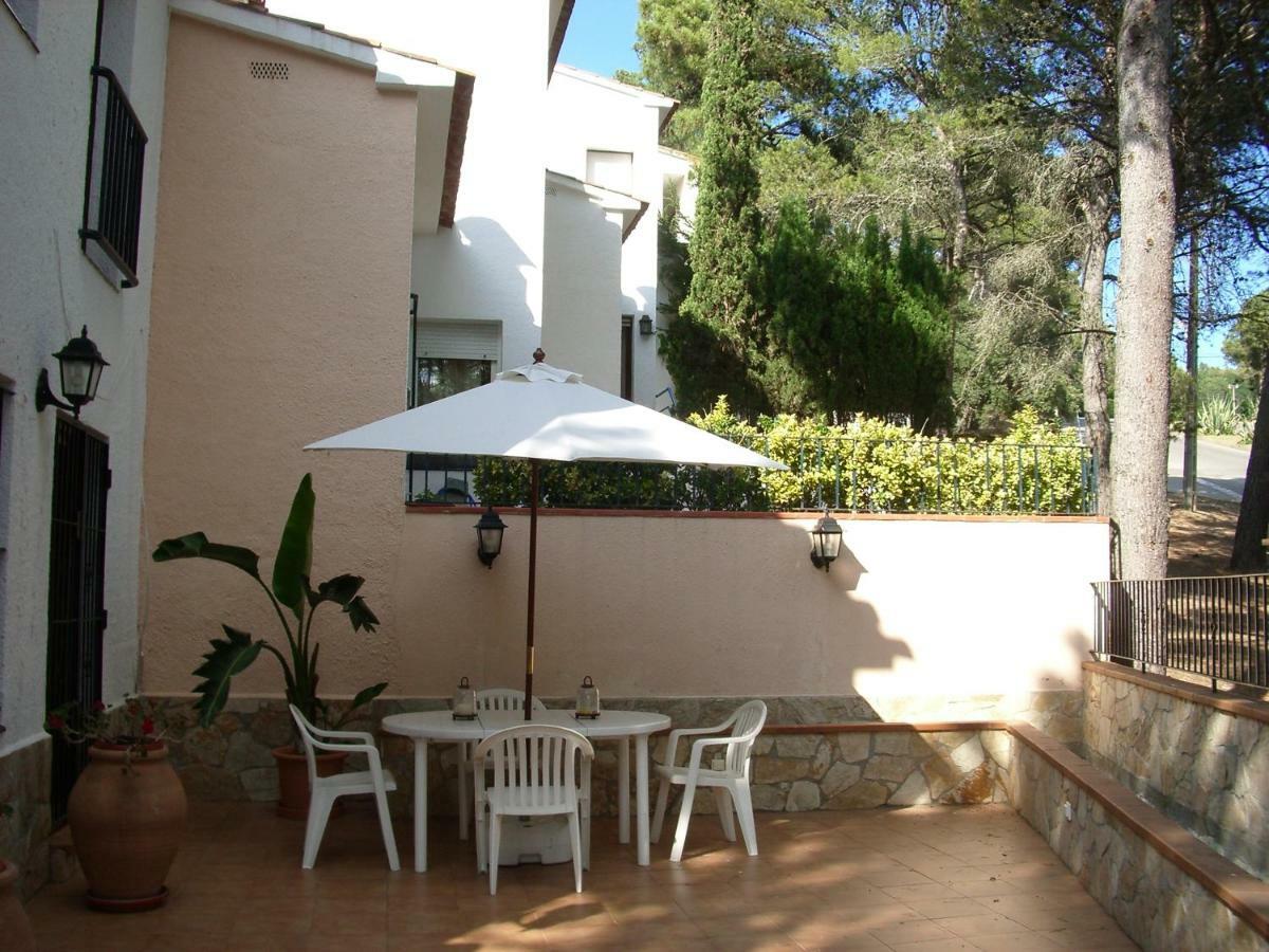 Habitación en Tamariu Exterior foto